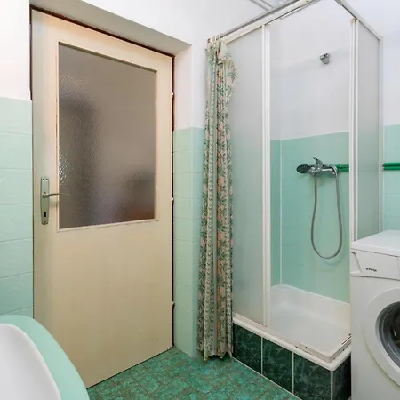 דירה Cozy In With Kitchen *